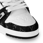 LV TRAINER B&W